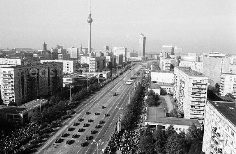 GDR image archive: Berlin - 07.10.1979 Berlin 3