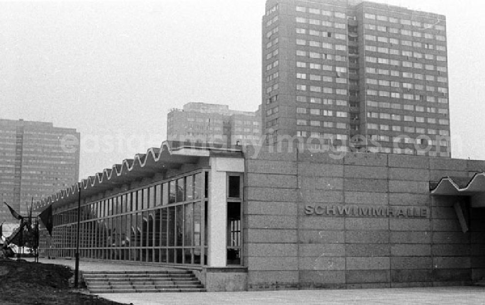GDR photo archive: Berlin - 08.1