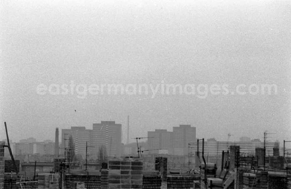 GDR photo archive: Berlin-Weißensee - 29.12.1987 Berlin Weißensee - Motive