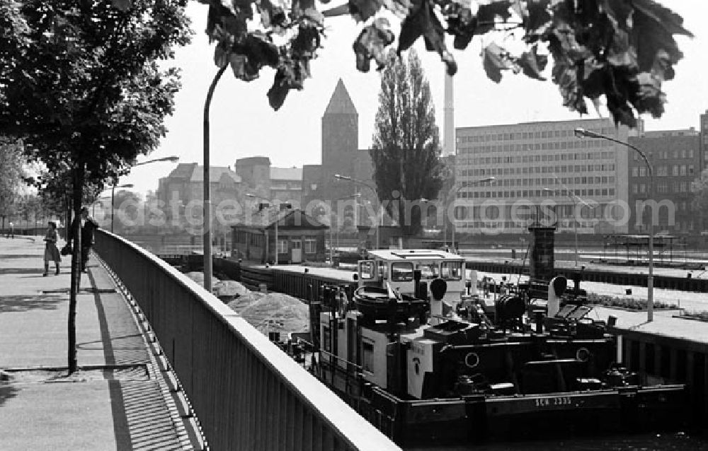 GDR picture archive: Berlin - Mitte - 16.
