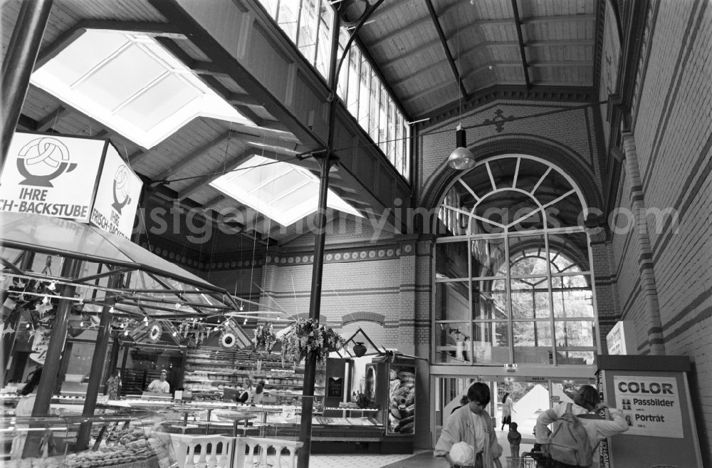 GDR photo archive: Berlin - Market Hall VI, Ackerhalle in East Berlin