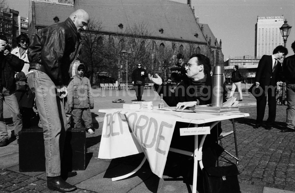 GDR picture archive: - Aids-Demo auf dem Alex Umschlagnummer: 731