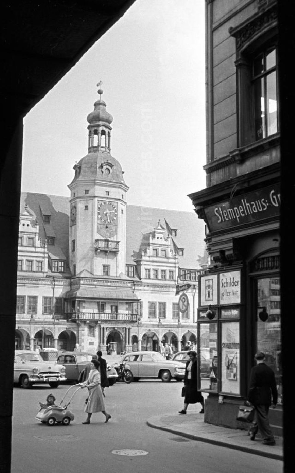 GDR image archive: Leipzig - Blick auf das Alte Rathaus in Leipzig. Nachdem die Leipziger Stadtverwaltung 19
