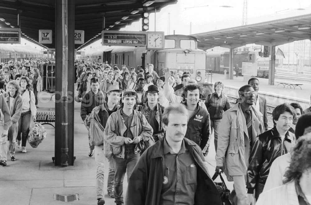 Berlin: Arrival of participants to the Pentecost meeting of youth at the Lichtenberg station in Berlin, the former capital of the GDR, the German Democratic Republic