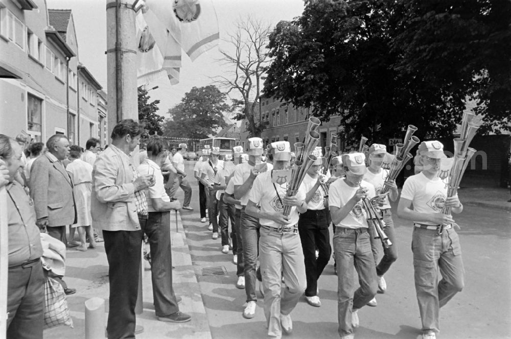 GDR image archive: Magdeburg - 21st Workers' Festival in Magdeburg, Saxony-Anhalt in the territory of the former GDR, German Democratic Republic