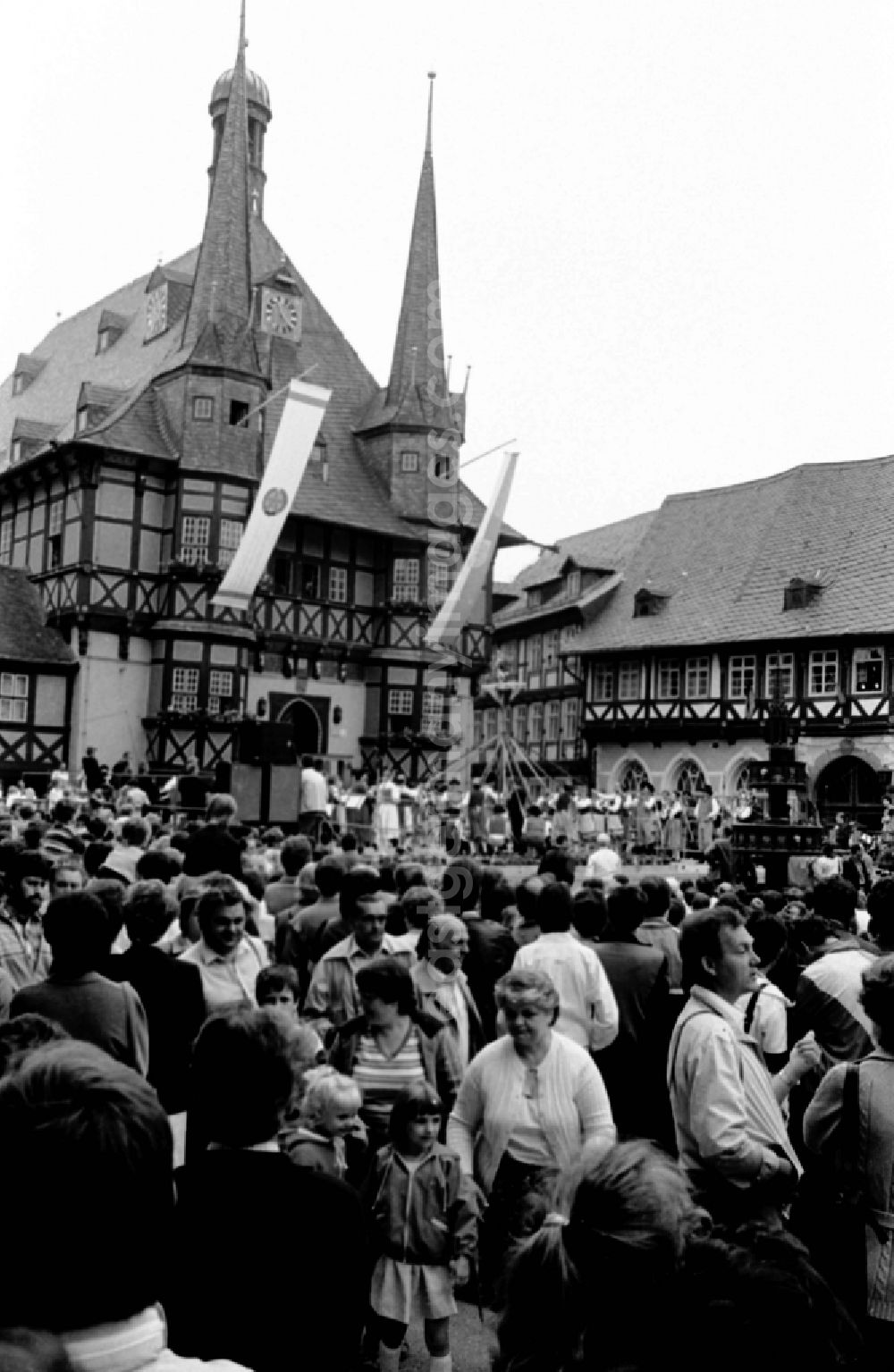 Wernigerode: Visitors at the 21st Workers' Festival in Wernigerode, Saxony-Anhalt in the territory of the former GDR, German Democratic Republic