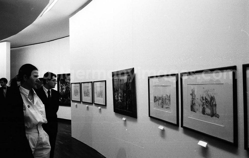 GDR picture archive: - Ausstellung ehem. DDR- Maler in der Grundkreditbank Umschlag:7261