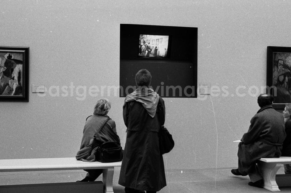 GDR picture archive: unbekannt - Ausstellung Entartete Kunst 03.