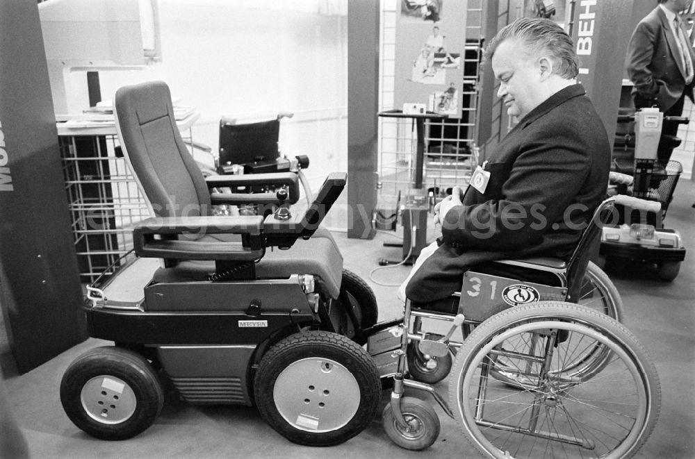 GDR photo archive: Berlin - Exhibition Technology for the Disabled in Berlin-Tegel