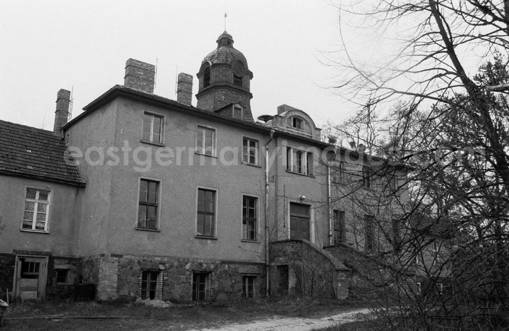GDR photo archive: - Bad Freienwalde Ribbentrop-Anwesen Umschlagnummer: 7386
