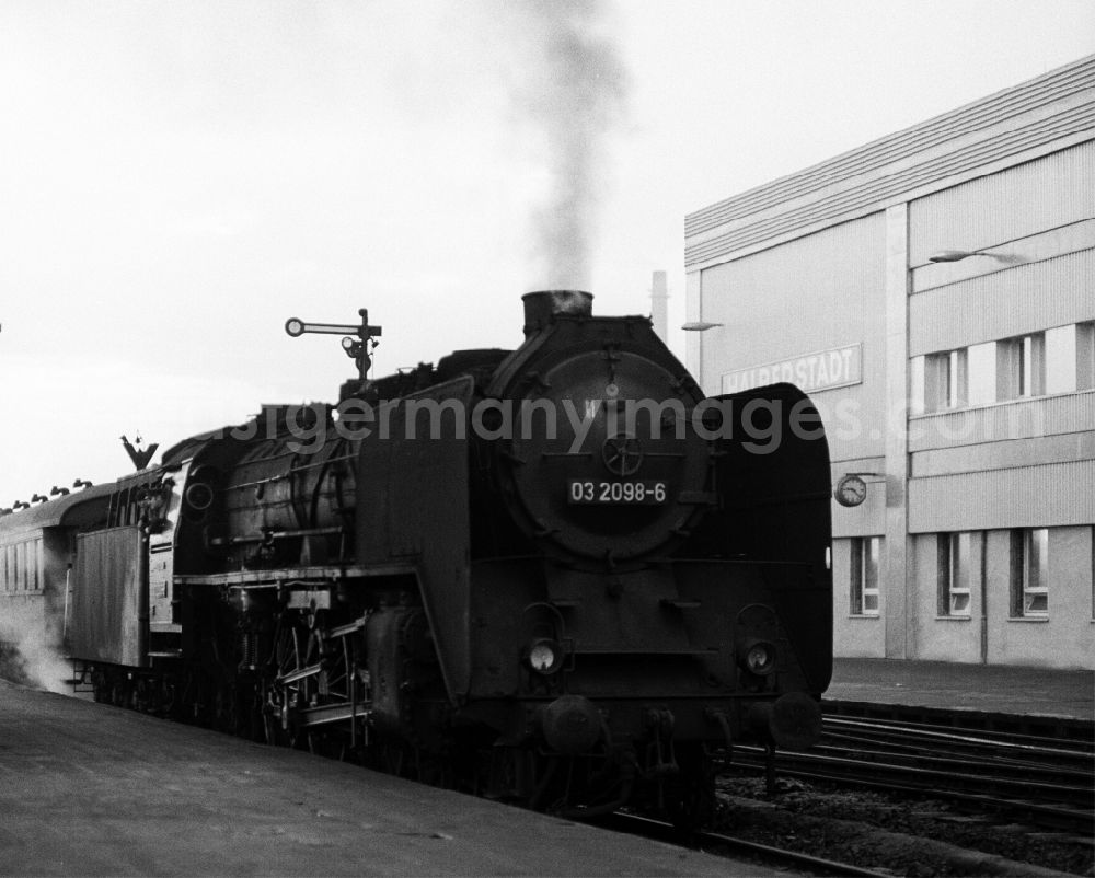 GDR photo archive: Halberstadt - Lokomotive 03