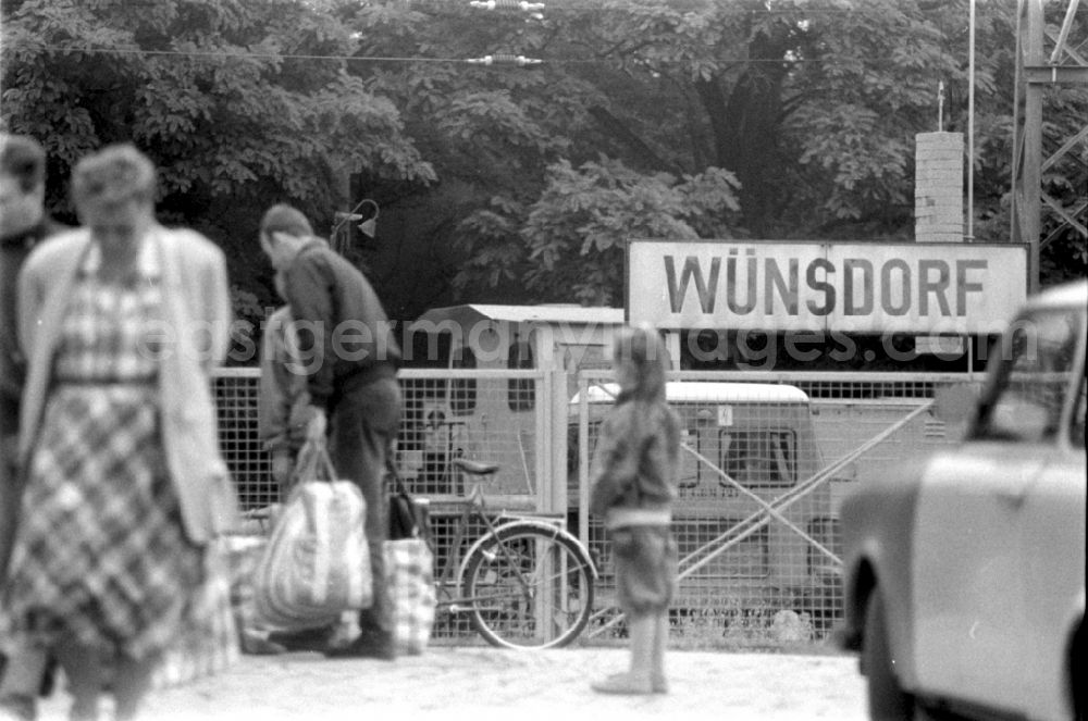GDR image archive: Wünsdorf - Station area of the Deutsche Reichsbahn in Wuensdorf in the state Brandenburg on the territory of the former GDR, German Democratic Republic