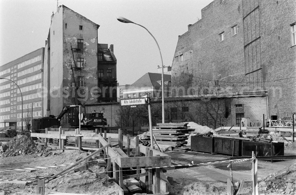 GDR photo archive: Berlin - Construction work on the former border strip of the Berlin Wall at Alte Jakobstrasse in Berlin - Mitte, the former capital of the GDR, German Democratic Republic