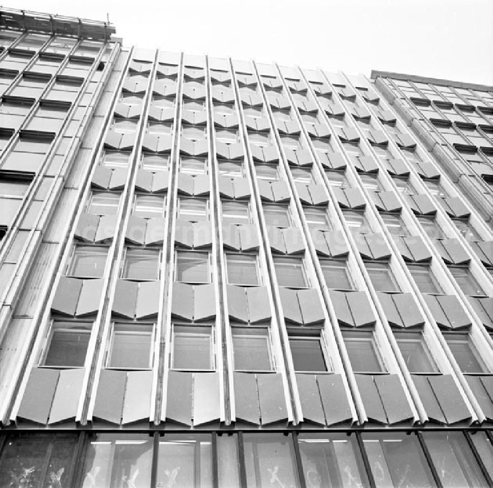 GDR photo archive: Berlin - August 1969 Bauplatz Stadtzentrum