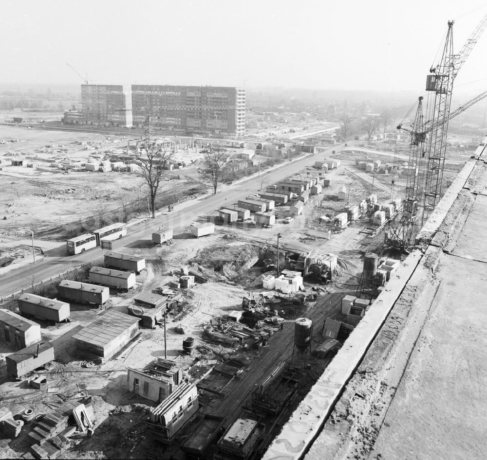 GDR photo archive: Berlin - Construction site in the development area in Berlin Hohenschoenhausen, the former capital of the GDR, the German Democratic Republic