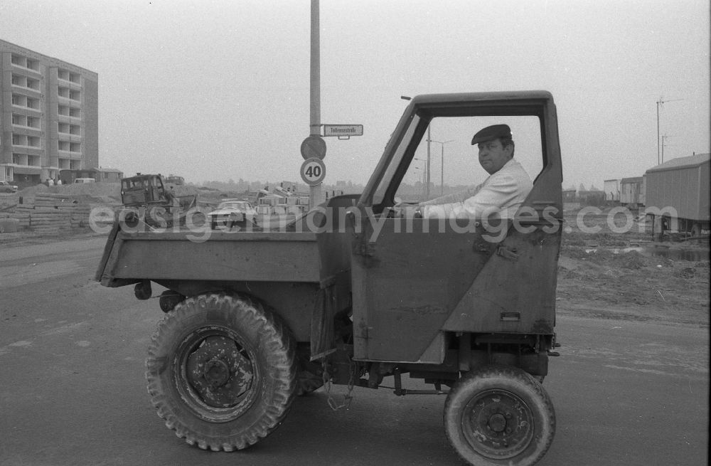 GDR photo archive: Berlin - Construction site for the new construction of apartments by the youth brigade Timm on the street Teterower Ring in the district of Marzahn in Berlin East Berlin on the territory of the former GDR, German Democratic Republic