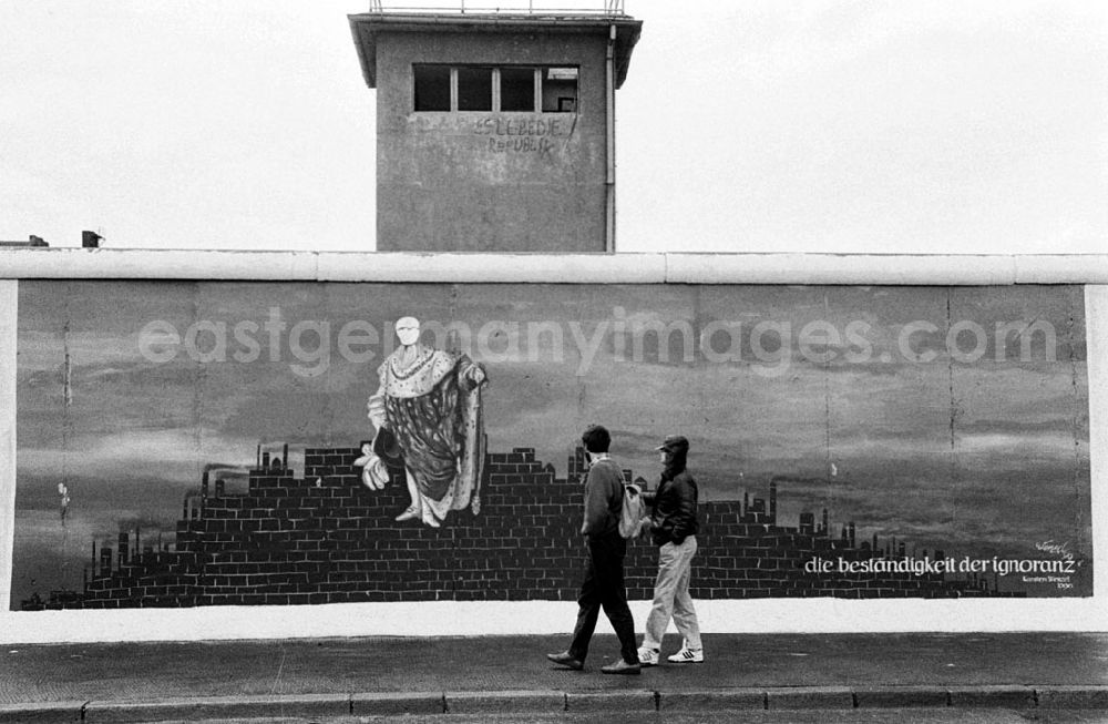 GDR picture archive: Berlin - Berlin Mauerbilder 21.09.9