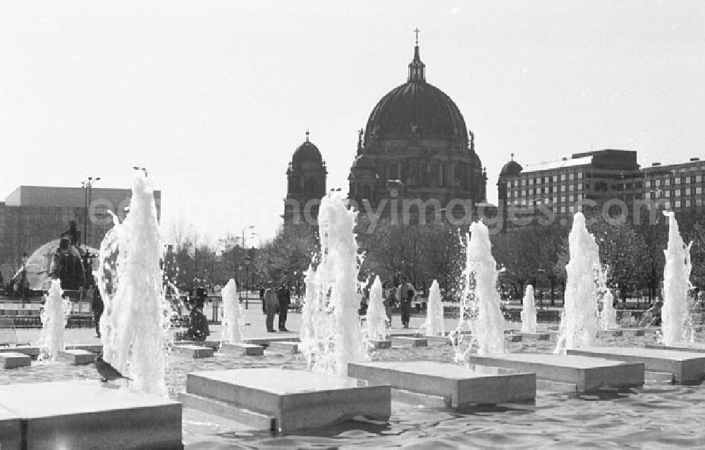 GDR photo archive: Berlin - Mitte - 27.