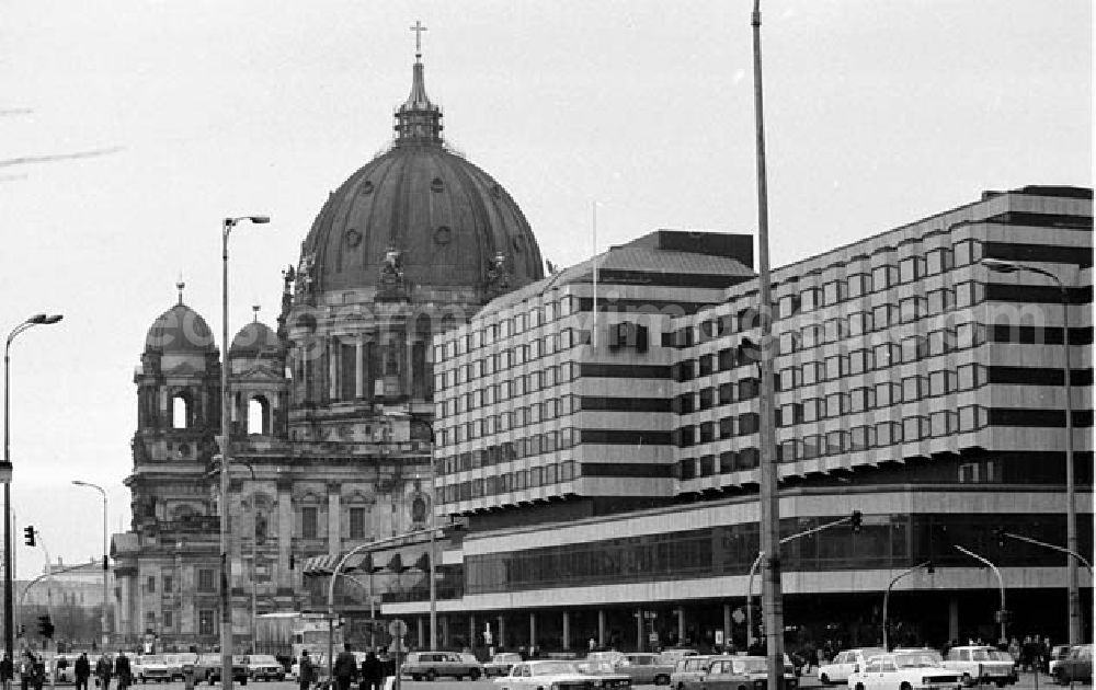 GDR photo archive: Berlin - Mitte - 09.