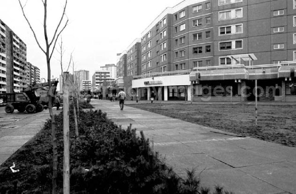 Berlin: 16.12.1986 Berlin Neubau Marzahn und Mitte.