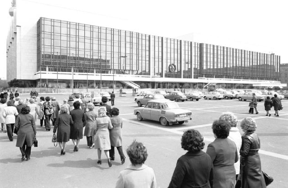 GDR photo archive: Berlin - 17.