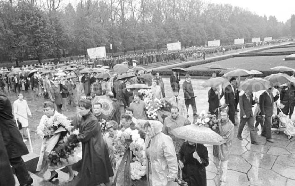 GDR picture archive: Berlin-Treptow - 08.