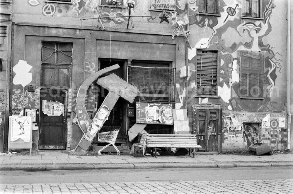 Berlin: The occupied house in the Adalbertstrasse in Berlin - Mitte, the former capital of the GDR, German Democratic Republic