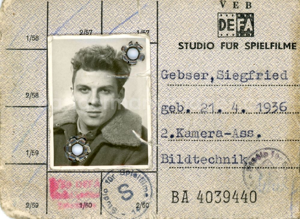 GDR picture archive: Potsdam - Reproduction VEB DEFA Studio company ID for feature films issued in Potsdam in the state Brandenburg on the territory of the former GDR, German Democratic Republic