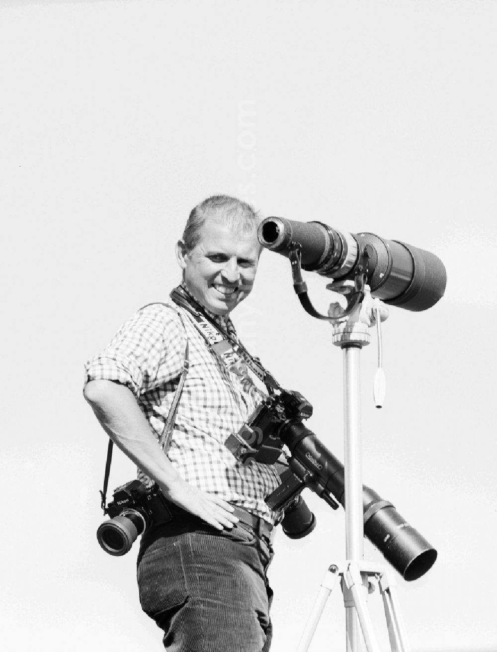 GDR image archive: Peenemünde - The chief photojournalist at that time of „ Neues Deutschland “ Gerhard Murza in Peenemuende in the federal state Mecklenburg-West Pomerania in the area of the former GDR, German democratic republic