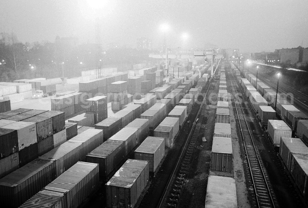 GDR picture archive: Berlin - The container terminal Frankfurt avenue in Berlin, the former capital of the GDR, German democratic republic