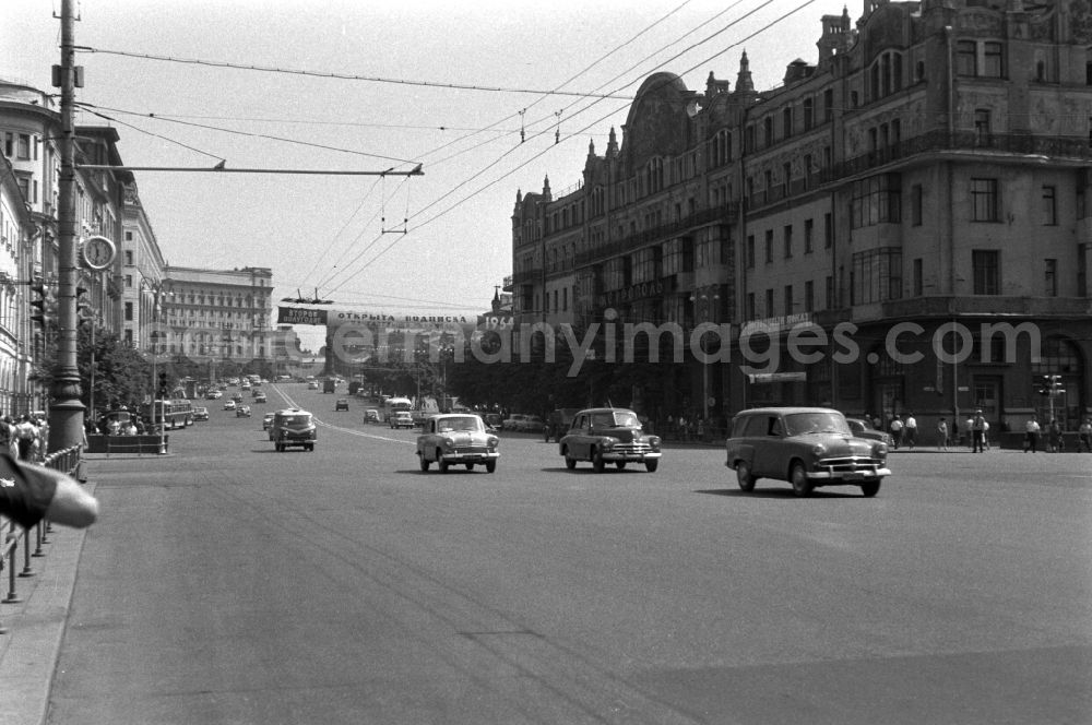 GDR photo archive: Moskau - The luxury hotel Metropol in Teatralny street in Moscow