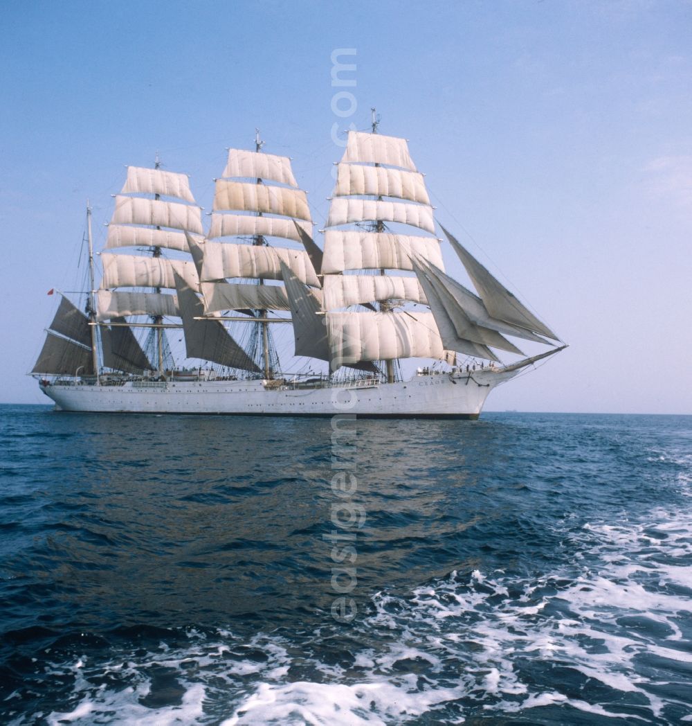 GDR picture archive: Odessa - The sailing ship Sedov in Odessa, Ukraine. The Sedov is the largest traditional sailing ship still sailing the world. There s in the Black Sea