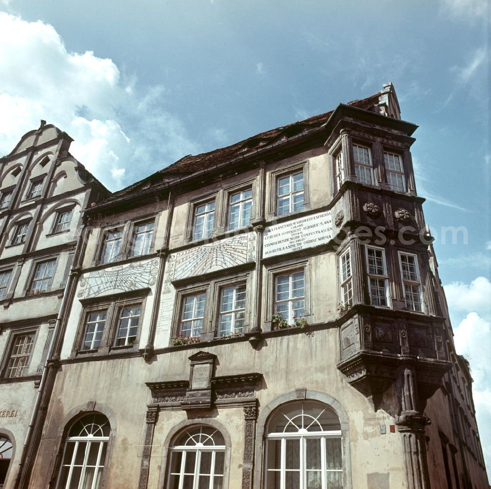 GDR photo archive: Görlitz - Blick auf historische Bürgerhäuser am Untermarkt in Görlitz.