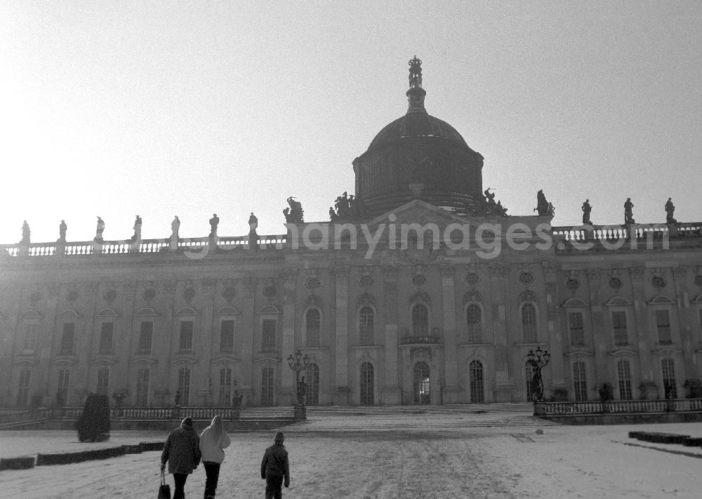 GDR picture archive: Potsdam - The New Palace on the west side of the park Sanssouci in Potsdam