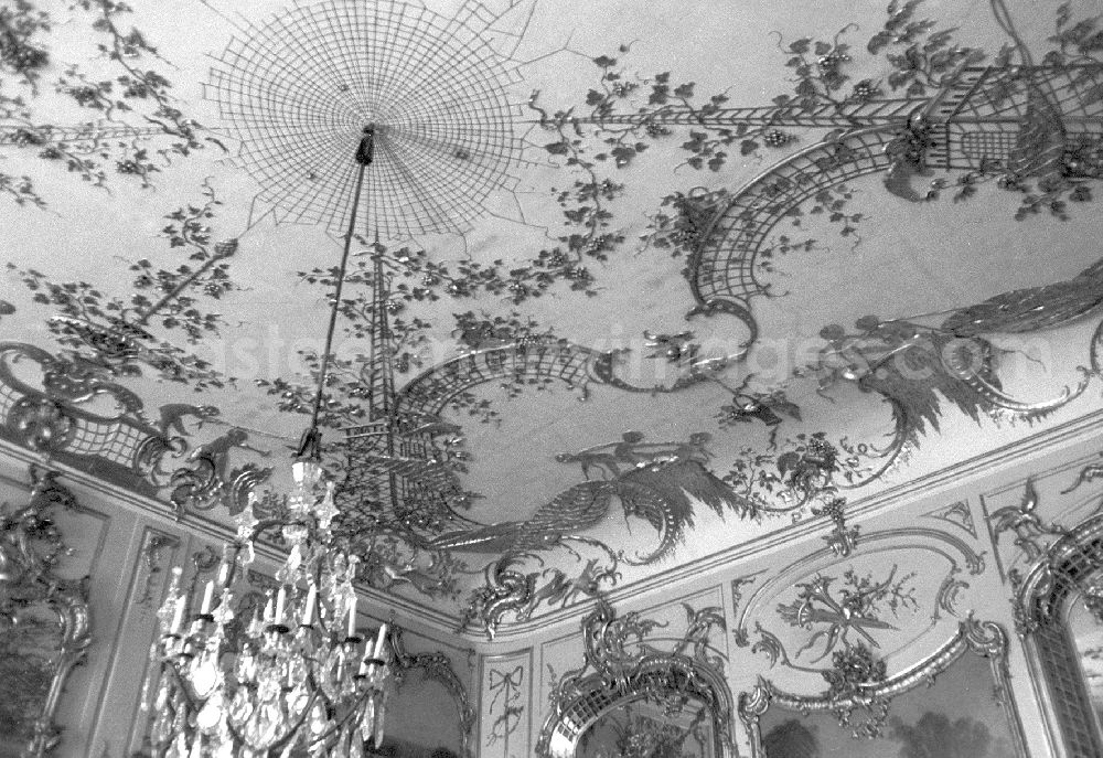 GDR photo archive: Potsdam - Magnificent ceiling design in the concert room at Sanssouci Palace in Potsdam