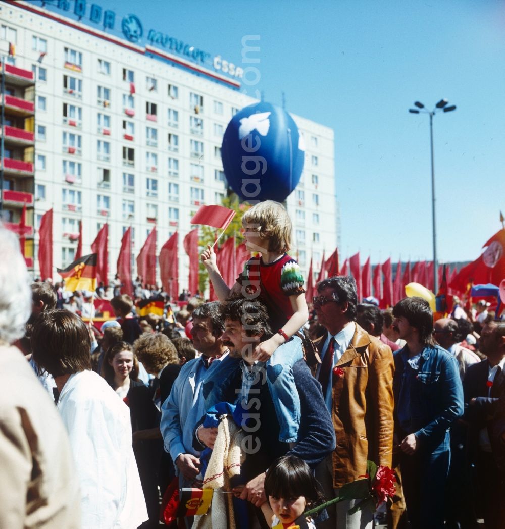 GDR photo archive: Berlin - Mitte - Demonstration on the occasion of the 1st May 1986 as Berlin the capital of the GDR
