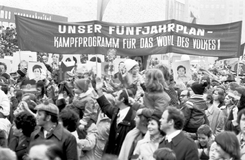 Berlin: Demonstration and street action zum 1. Mai on Karl-Marx-Allee in the district Mitte in Berlin, the former capital of the GDR, German Democratic Republic