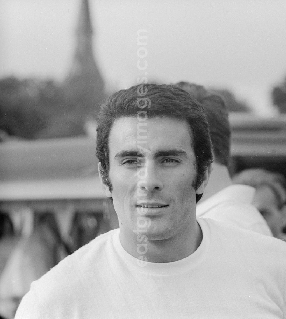 GDR image archive: Berlin - The Actor Gojko Mitic in Berlin, the former capital of the GDR, German Democratic Republic