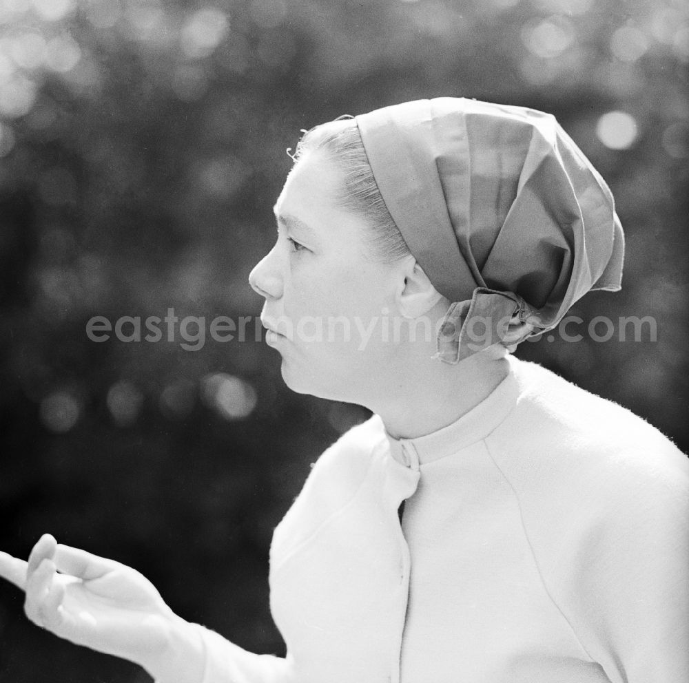 GDR picture archive: Berlin - The actress Ostara Koerner (1926 - 2
