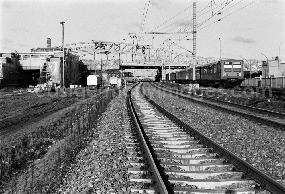 GDR image archive: Berlin - Former course of the Wall at the S-Bahn station Bornholmer Strasse with view towards the center and the TV tower in Berlin - Prenzlauer Berg, the former capital of the GDR, German Democratic Republic