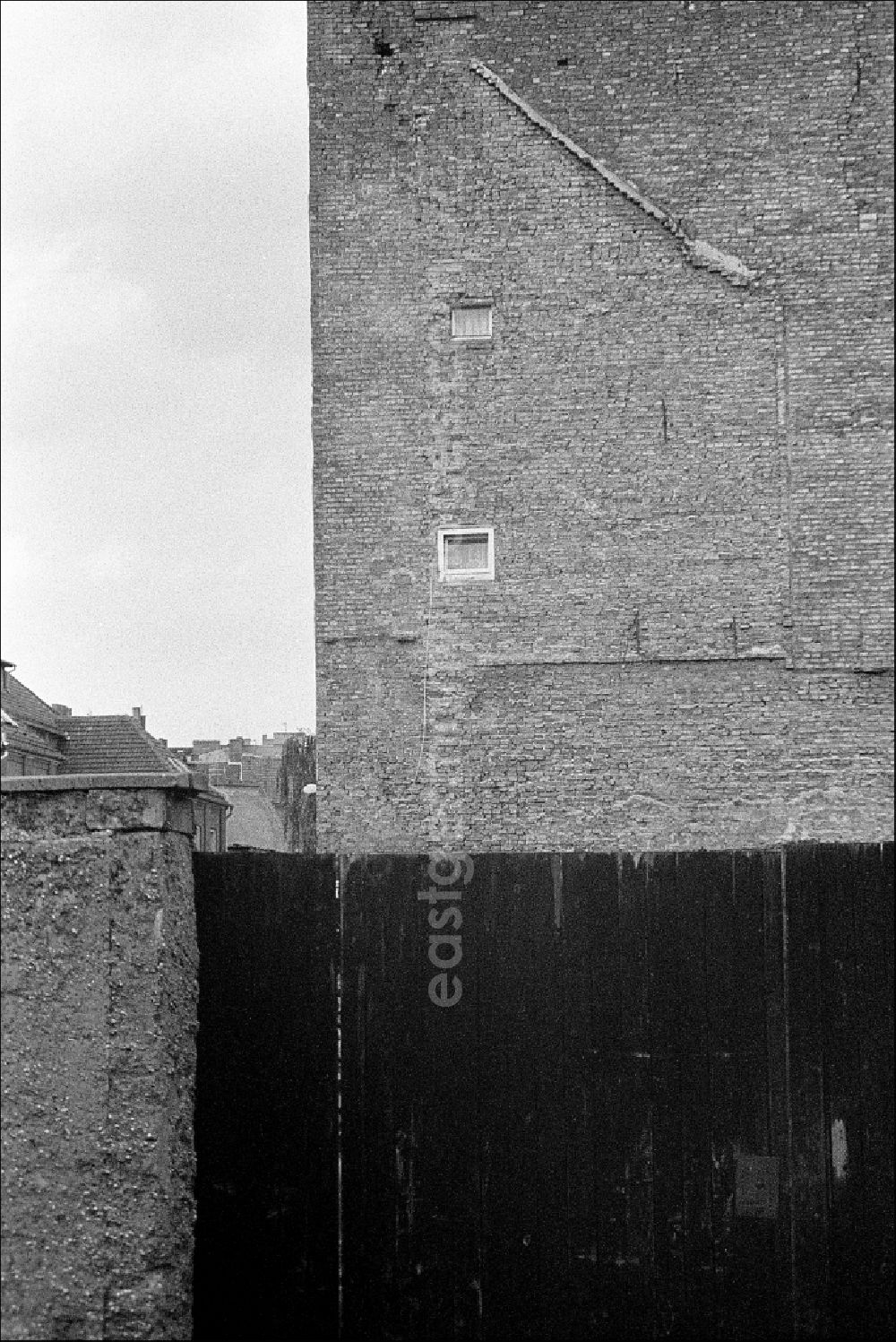 Berlin: Gate to the entrance area of the coal trade on Steinstrasse in the Mitte district of Berlin East Berlin in the territory of the former GDR, German Democratic Republic