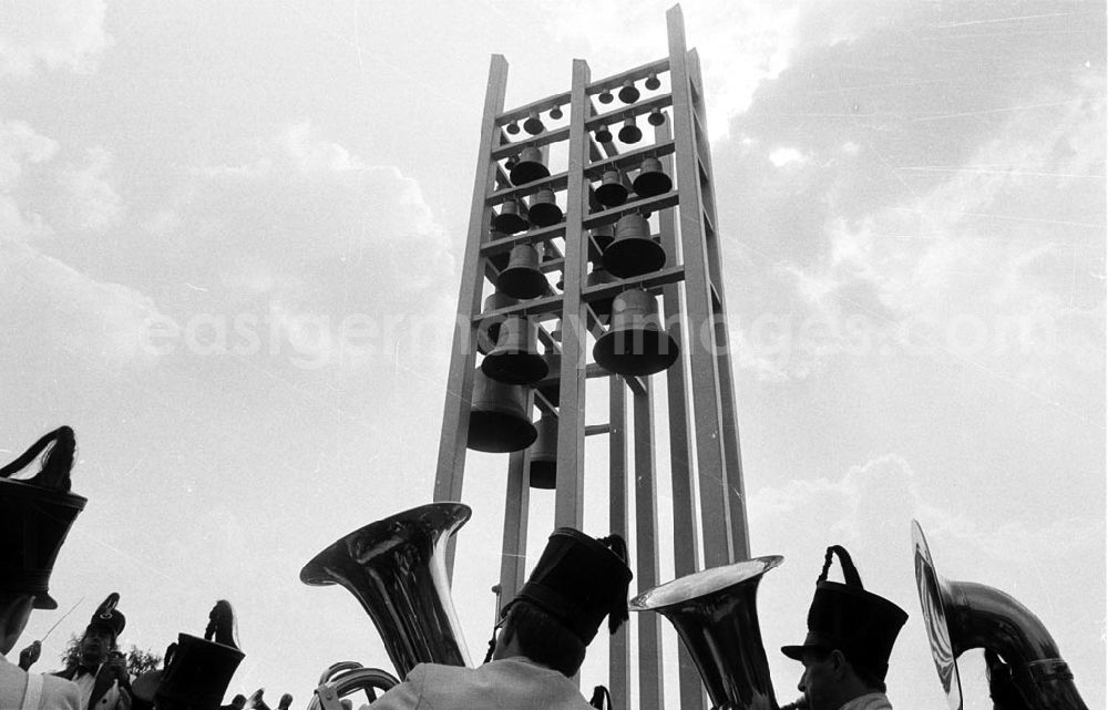 GDR image archive: - Einweihung Glockenspiel Umschlag:7358