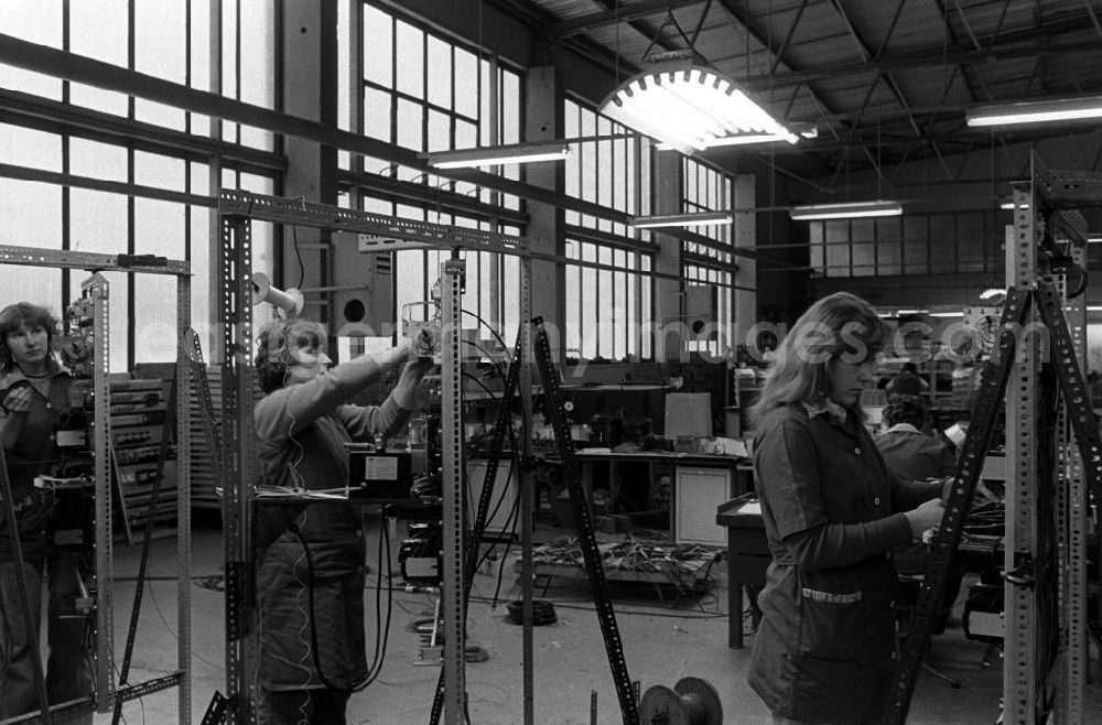 GDR picture archive: Saßnitz - Women at work in the workshop in a DDR - electric operation in Sassnitz in today's Mecklenburg-Western Pomerania