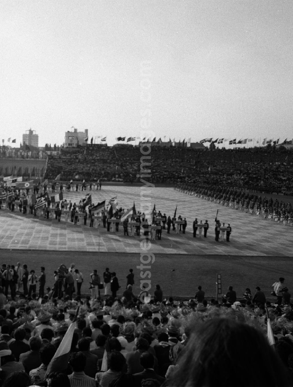 GDR image archive: Berlin - Eröffnungsfeier die X. WEltfestspiele der Jugend und Studenten in Ost - Berlin, das so genannte rote Woodstock (748)