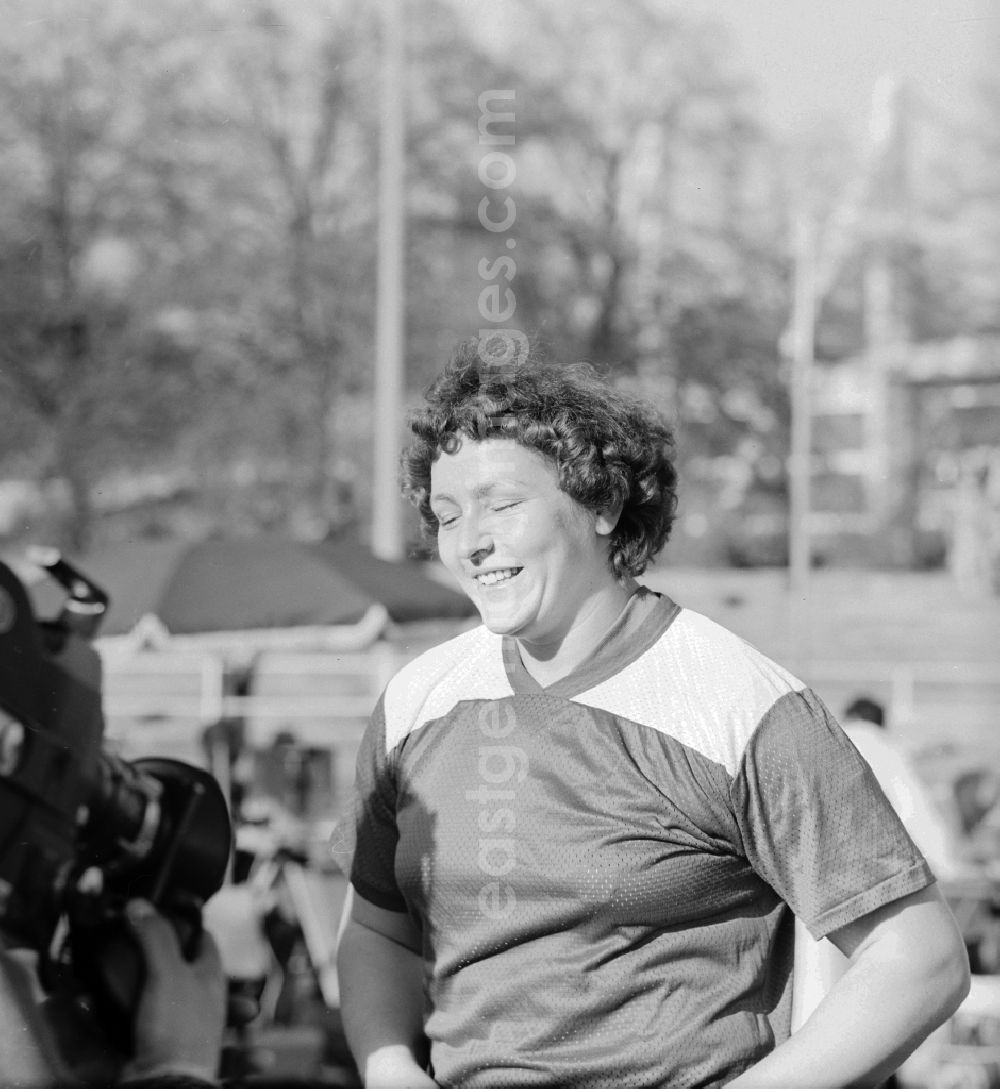 GDR image archive: Potsdam - The Evelin Jahl, born Schlaak, divorced Herberg, two-time Olympic champion in the discus in Potsdam in Brandenburg on the territory of the former GDR, German Democratic Republic. She started for the Army Sports Club (ASK) forward Potsdam