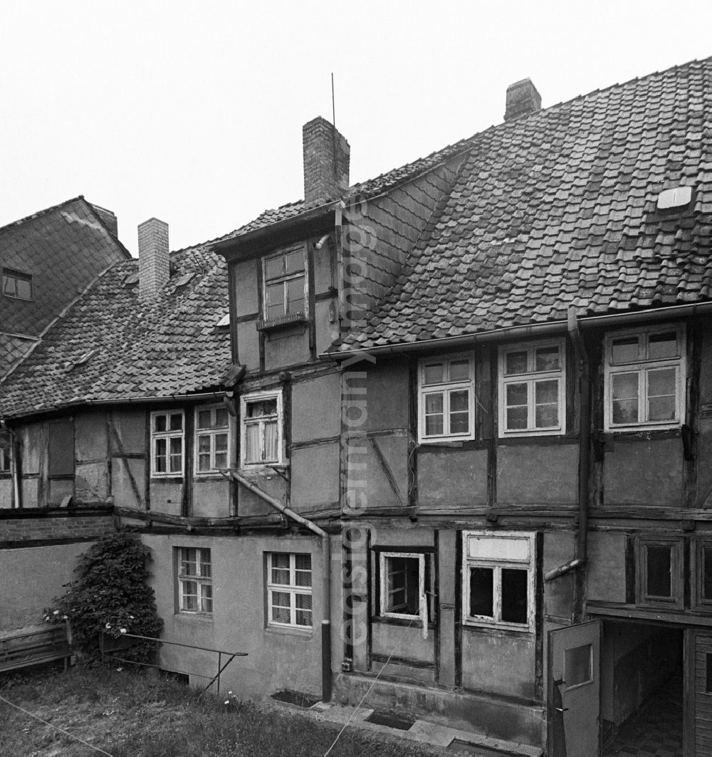 GDR image archive: Halberstadt - Half-timbered facade and building front an der Bakenstrasse in Halberstadt in the state Saxony-Anhalt on the territory of the former GDR, German Democratic Republic