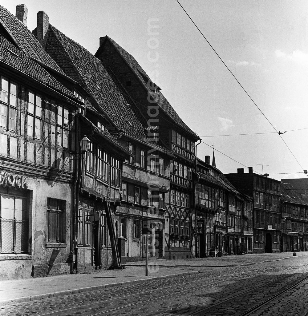 GDR picture archive: Halberstadt - Half-timbered facade and building front Groeperstrasse corner Ochsenkopfstrasse in Halberstadt in the state Saxony-Anhalt on the territory of the former GDR, German Democratic Republic