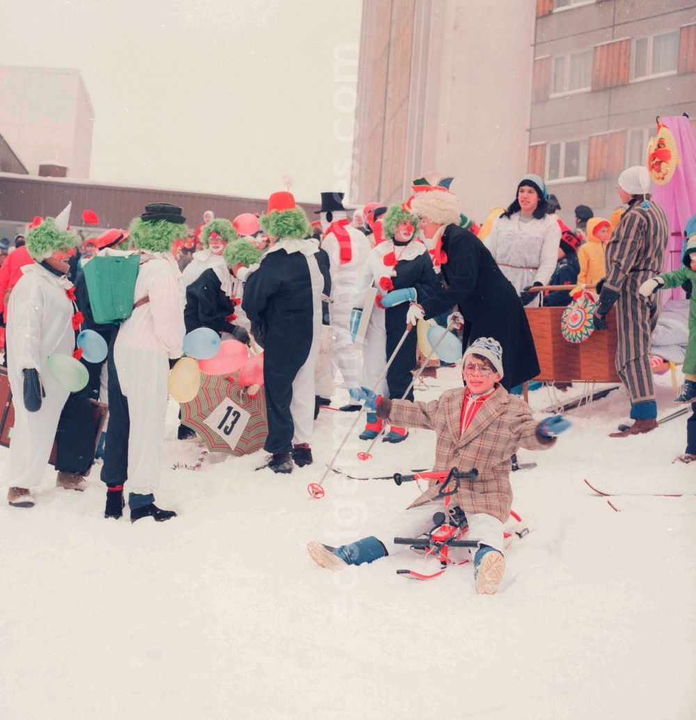 GDR picture archive: Oberhof - Carnival event Oberhofer Skikapriolen in Oberhof in today's state Thuringia
