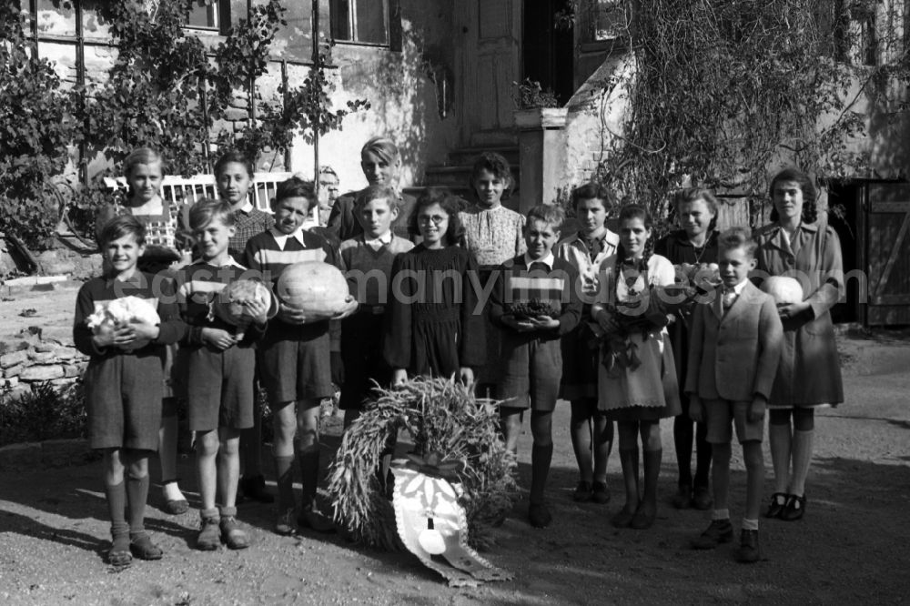 GDR image archive: Zschopau - Festivities on the occasion of the Thanksgiving Day in Zschopau in the federal state Saxony in the area of the former GDR, German democratic republic