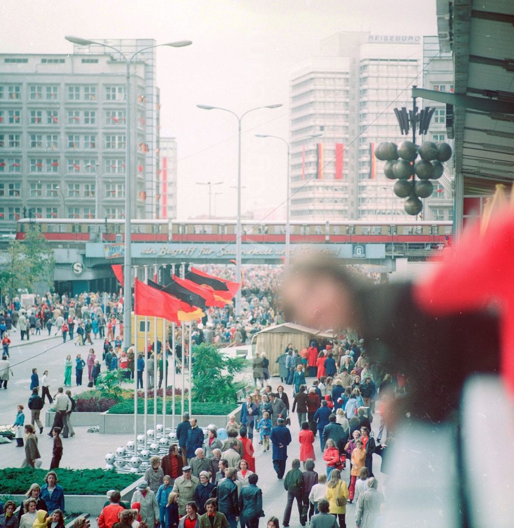 GDR picture archive: Berlin - Festively decorated with flags for the Day of the Republic at Alexanderplatz in Berlin, the former capital of the GDR, German Democratic Republic